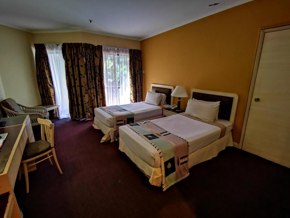 The Grand Beach Resort Port Dickson Exterior photo
